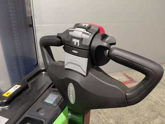 Gerbeur accompagnant Hangcha CDD14-XT1-SI 