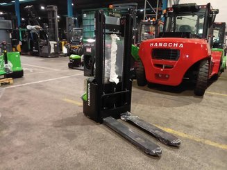 Gerbeur accompagnant Hangcha CDD12-AMC2-Li