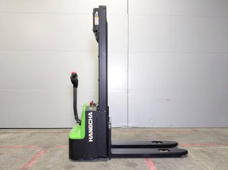 Gerbeur accompagnant Hangcha CDD12-AMC2-Li