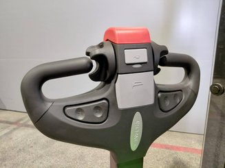 Gerbeur accompagnant Hangcha CDD12-AMC2-Li