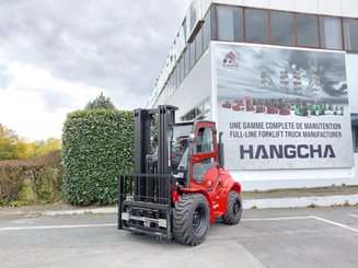 Chariot élévateur tout terrain Hangcha TT35-4 ( CPCD35-XW33C-RT4 )