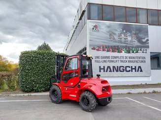 Chariot élévateur tout terrain Hangcha TT35-4 ( CPCD35-XW33C-RT4 )