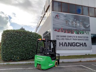 Chariot élévateur frontal 3 roues Hangcha XC3-18i