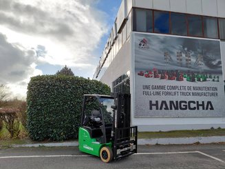 Chariot élévateur frontal 3 roues Hangcha XC3-18i