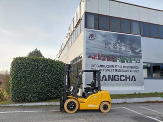 Chariot élévateur frontal 4 roues Hangcha XE35i (CPD35-XEY2HA-SI)