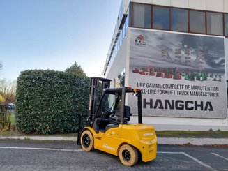 Chariot élévateur frontal 4 roues Hangcha XE38i (CPD38-XEY2HA-SI)