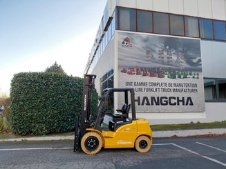 Chariot élévateur frontal 4 roues Hangcha XE38i (CPD38-XEY2HA-SI)