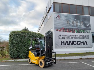 Chariot élévateur frontal 4 roues Hangcha XE18i (CPD18-XEY2HA-SI) 