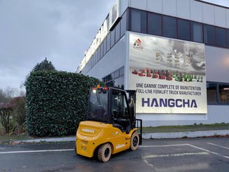 Chariot élévateur frontal 4 roues Hangcha XE25i ( CPD25-XEY2HA-SI )