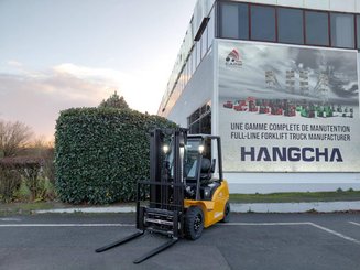 Chariot élévateur frontal 4 roues Hangcha XE25i ( CPD25-XEY2HA-SI )