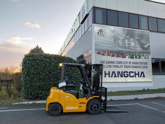 Chariot élévateur frontal 4 roues Hangcha XE25i ( CPD25-XEY2HA-SI )