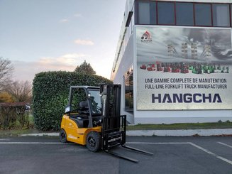 Chariot élévateur frontal 4 roues Hangcha XE25i ( CPD25-XEY2HA-SI )