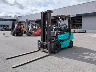 Chariot élévateur frontal 4 roues Hyster H3.00FT