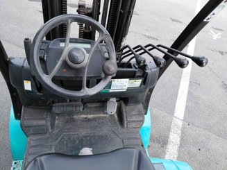 Chariot élévateur frontal 4 roues Hyster H3.00FT