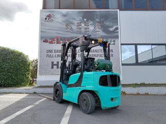 Chariot élévateur frontal 4 roues Hyster H3.00FT