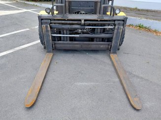 Chariot élévateur frontal 4 roues Yale GDP60VX