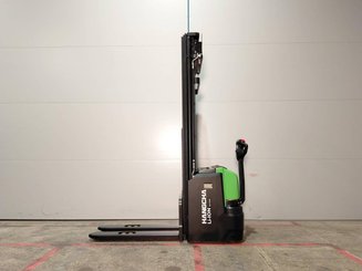 Gerbeur accompagnant Hangcha CDD20 XT1-SI