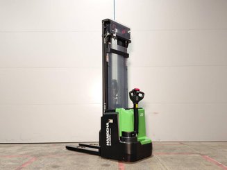 Gerbeur accompagnant Hangcha CDD20 XT1-SI - 1