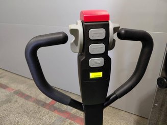 Gerbeur accompagnant Hangcha CDD15-A2MC2-ISZ