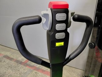 Gerbeur accompagnant Hangcha CDD15-A2MC2-ISZ