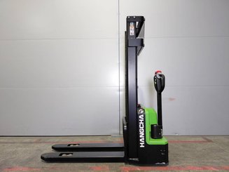 Gerbeur accompagnant Hangcha CDD15-A2MC2-ISZ