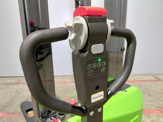 Gerbeur accompagnant Hangcha CDD15-A2MC2-ISZ