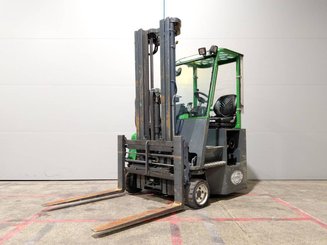 Chariot multidirectionnel Combilift COMBI CB2500