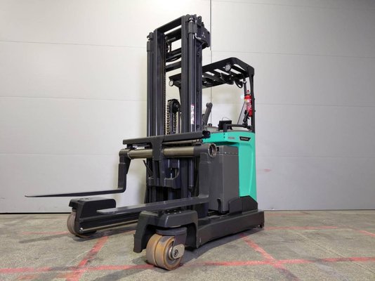 Chariot à mât rétractable multidirectionnel Mitsubishi RBM25 N3 - 1
