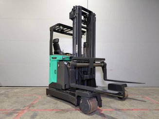 Chariot à mât rétractable multidirectionnel Mitsubishi RBM25 N3